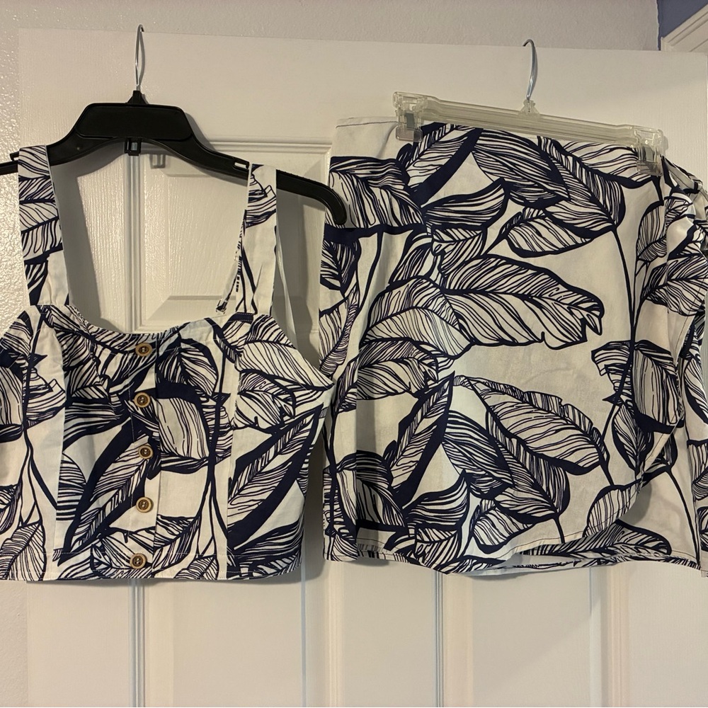 Mahina: Tiki Navy Leaf Cabana Set